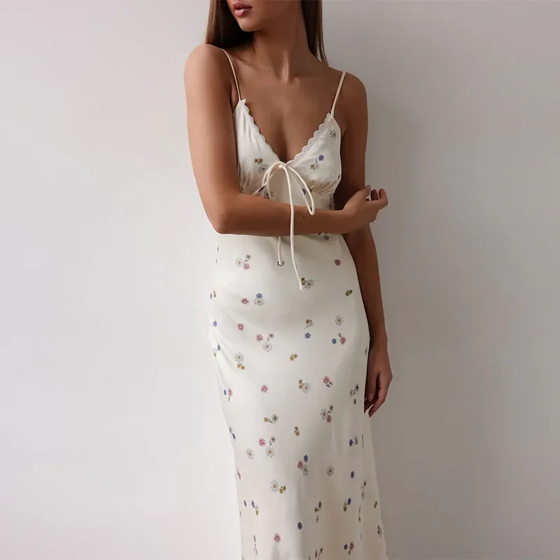 

2025 Summer Lace Women's New Sexy V-neck Strap Printed Slimming Long Strap Dress
