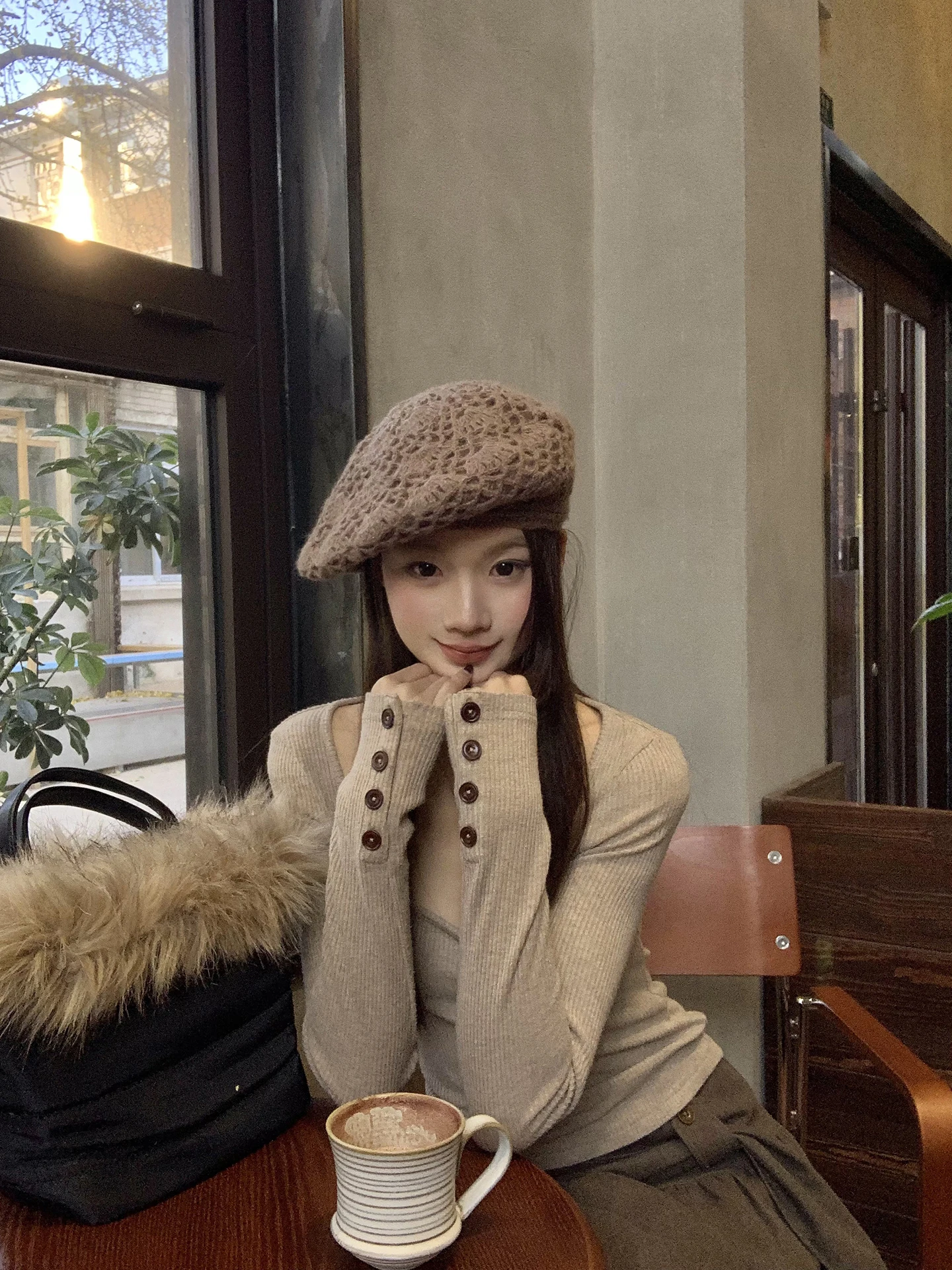 

Slim Fit Long Sve Knitted Base irt Women's Faionable Inner Wear T-irt Comfortable Straight Cut Winter Season Sle