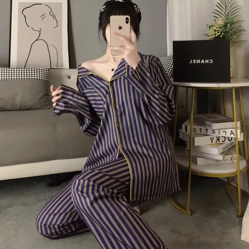 

Корейский стильный комплект для сна премиум-класса для женщин: легкий весенне-осенний комплект из топа с длинными рукавами и брюк в стиле домашней одежды, вдохновленный Instagram.