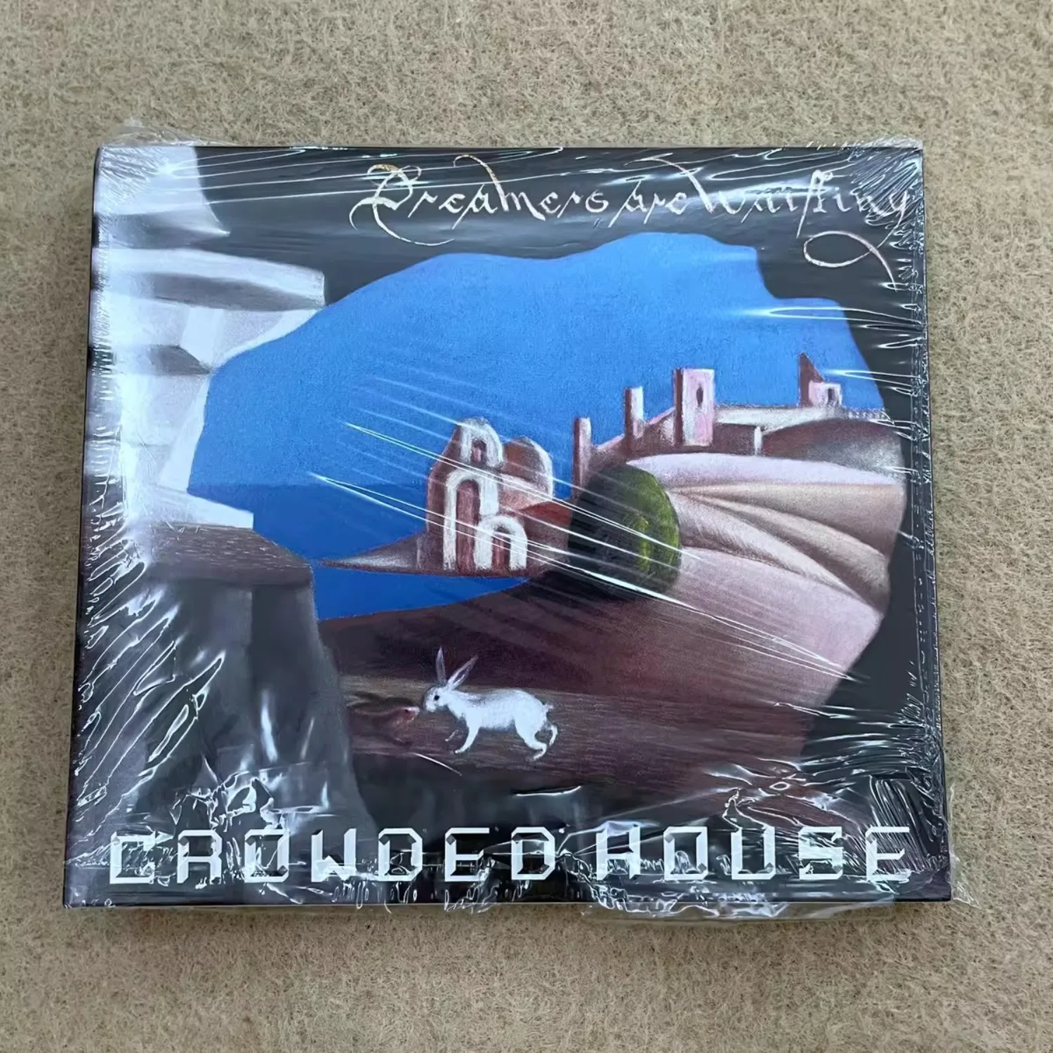 

Crowded House Dreamers Are Waiting CD Folk Rock Album with Relaxed Melodies Smooth and Laid-back Listening Experience