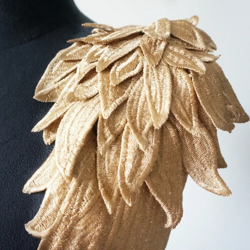 1Pair Gold Brown Embroidery Angel Wing Applique Sewing Flower Collar Patch for Wedding Party Gown Bridal Dress Clothes DIY