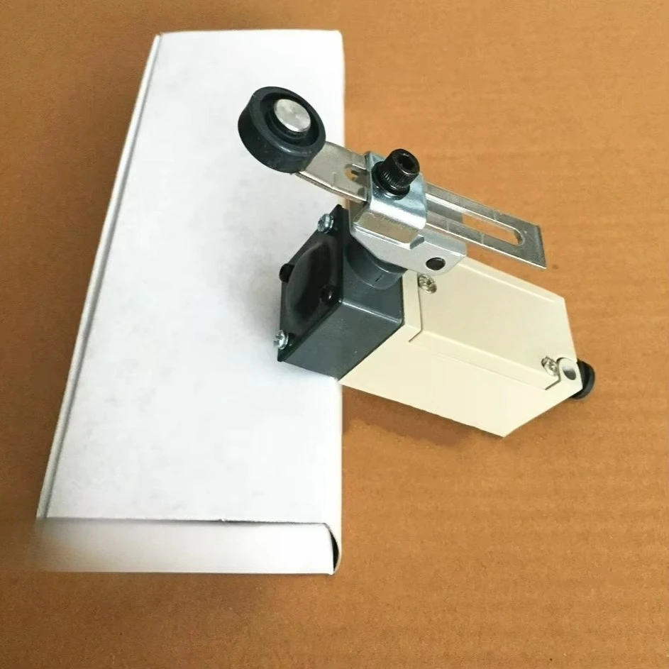 

1 piece new E54-ct1 thermostat accessories new original spot industrial automation PAC special PLC programming controller