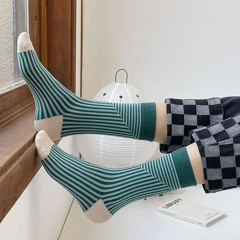 Woman Korean Fashion Retro High Long Socks Multicolors Striped Socks Casual Harajuku Cotton Girls College Styles Crew Stockings
