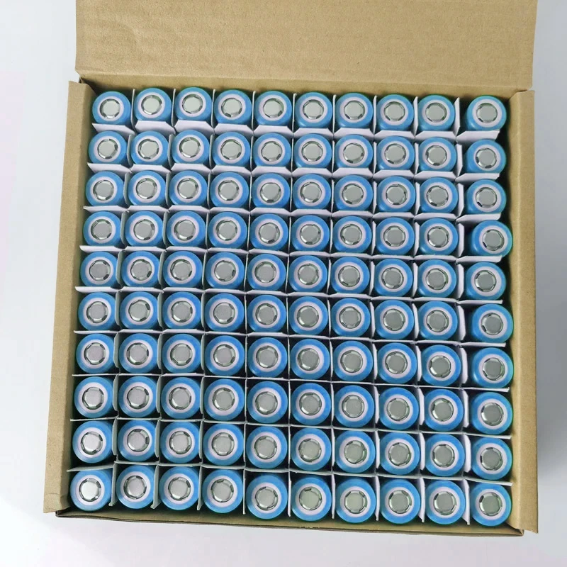 EVE 18650 35V Lithium Battery 3500mAh 3.7V 10A INR18650 Real Capacity 3500mAh High Power Flashlight 18650 Rechargeable Batteries