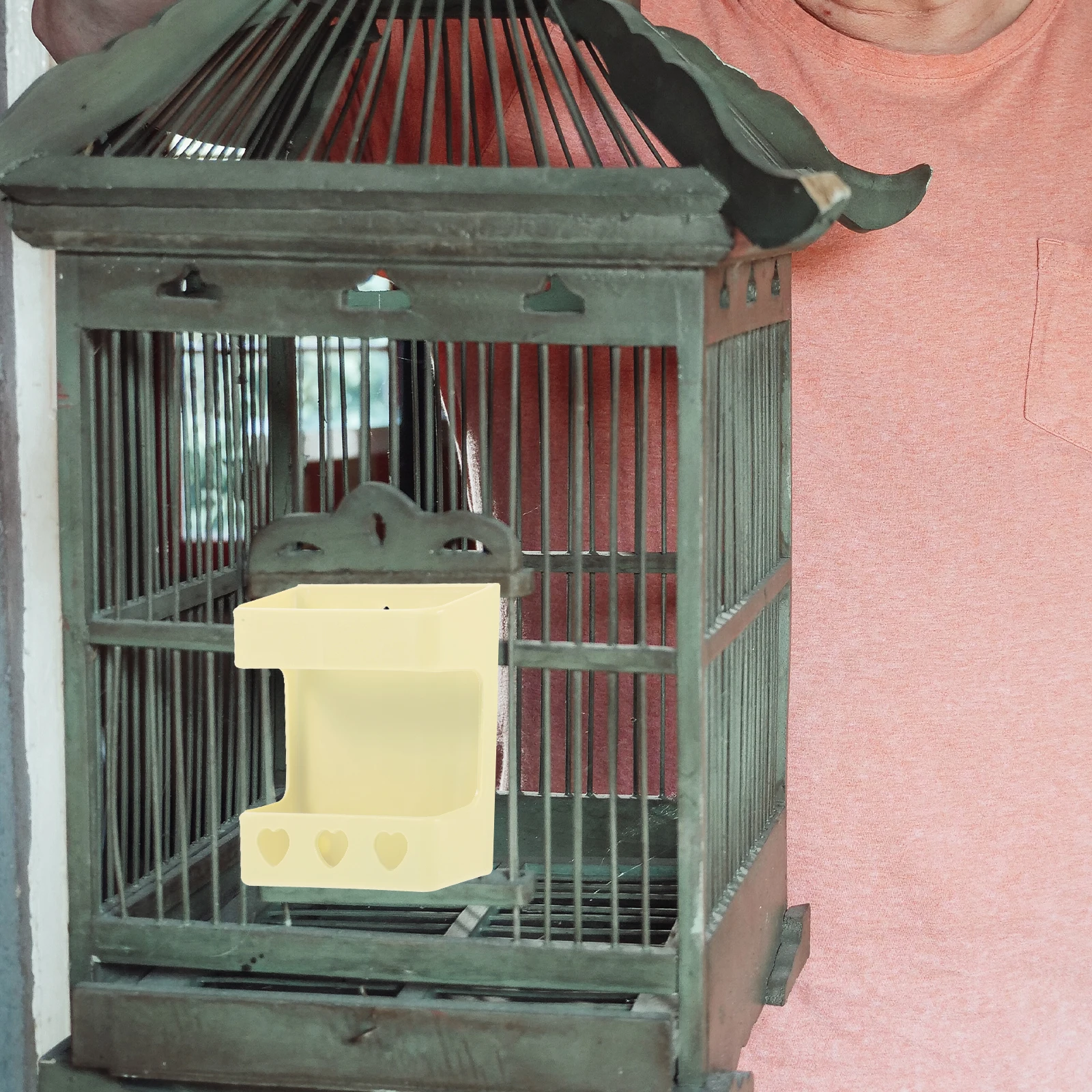 

Sturdy Plastic Bird Feeder For Cage Parrot Cockatiel Hamster Small Pet Food Dispenser Vegetable Rack Water Container