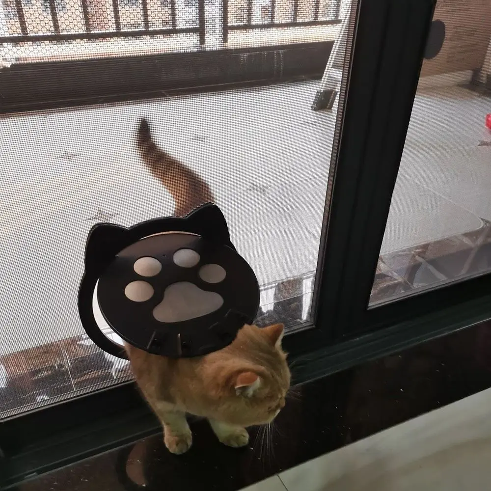 

Bite-Resistant Pet Screen Door Sturdy Construction Controllable Switch Cats Window Gate Cat Paw Shape 4 Ways Locking