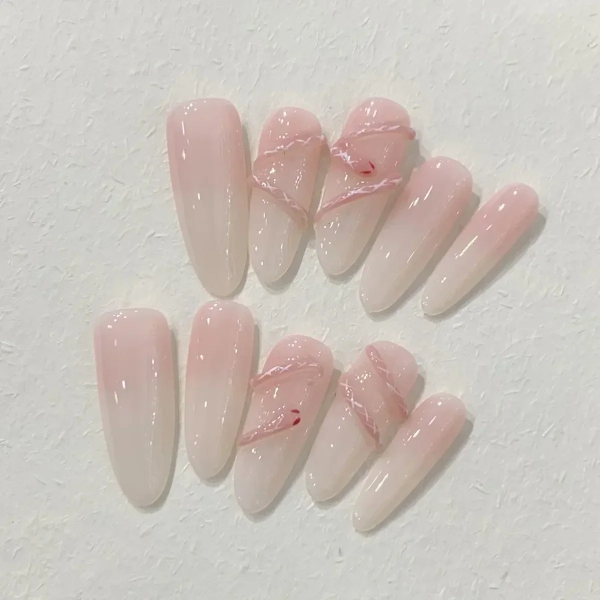 10 stuks blozen roze amandel handgemaakte pers op nagels kunstnagels gradiënt ovaal volledige dekking manicure decoratie draagbare nageltips kunst