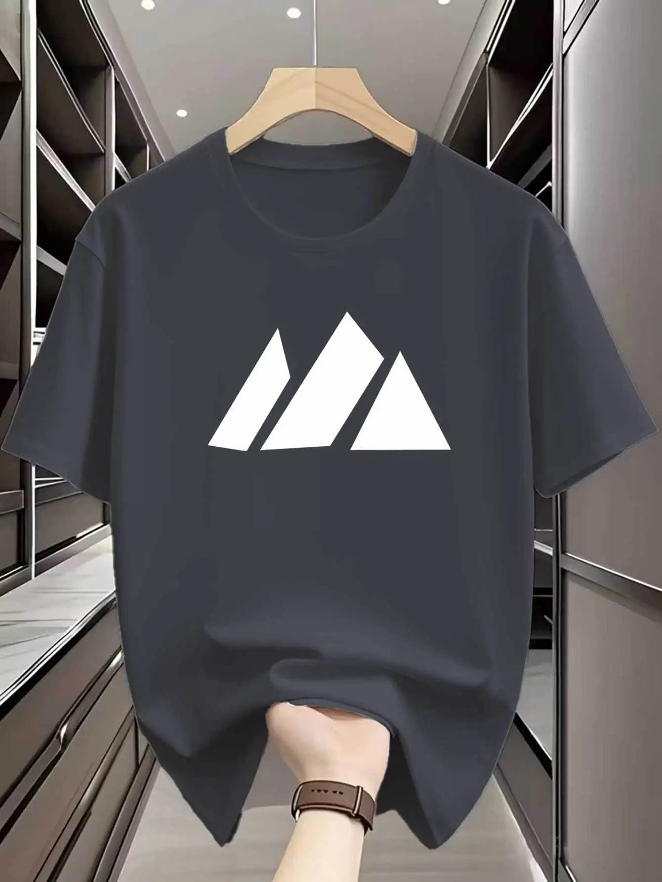 Men's Roundneck Short-Sleeved Printed Shirt with Multiple Color Options. Popular Elements Include Triangular Patterns. Versatile