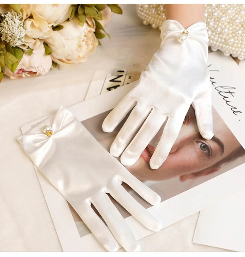 2025 Elegant Bridal Five Finger Performance Lolita JK Full Finger Gloves Pearl Women Wedding Gloves Korean Driving Mittens image 5