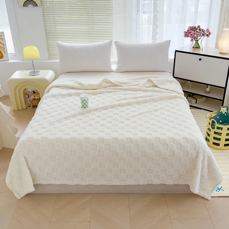 

Autumn Blanket Sofa Nap Leisure Blanket Double-Sided Jacquard Tower Skin Velvet Plaid Thickened Multi-Functional Thermal Blanket