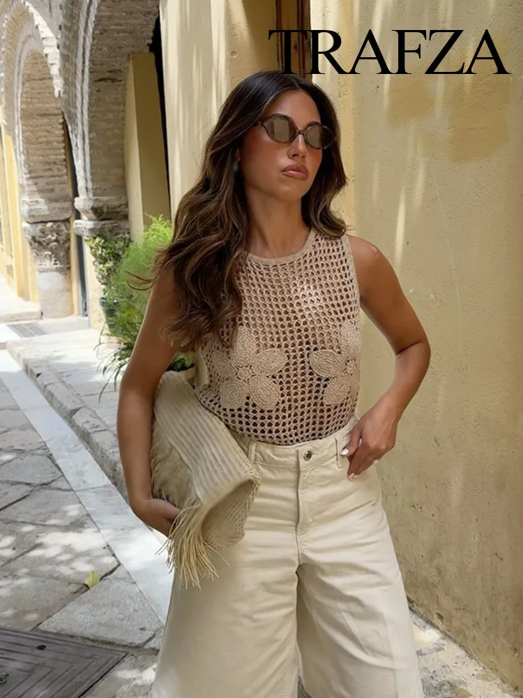 

TRAFZA Woman's Summer Fashion Knitted Tops Solid O-Neck Sleeveless Flower Decoration Hollow Out Female High Street Vests