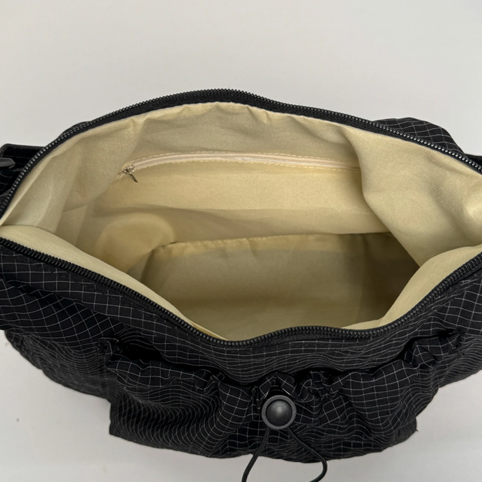 Women Drawstring Crossbody Bag Large Capacity Pleated Cloud Shoulder Bag Stylish Plaid Tote Bag Shopping Date Handbag