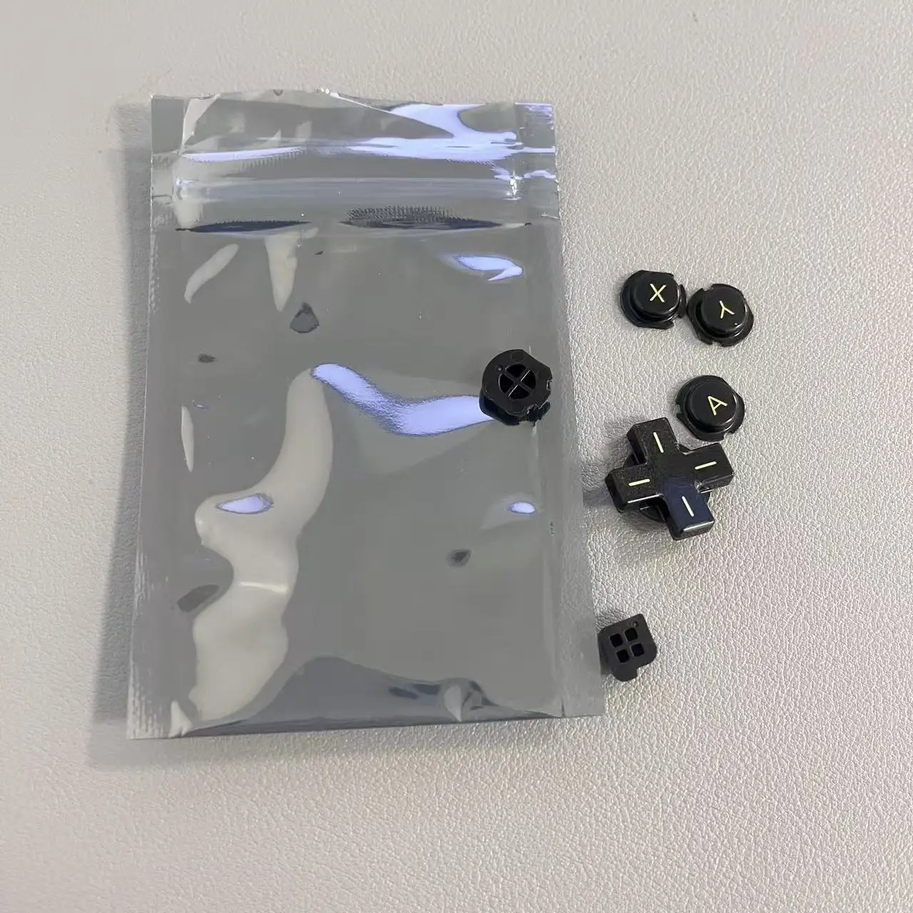 

10 комплектов ограниченной серии кнопок ABXY и кнопки питания для консоли 3DS, черные с золотыми переключателями