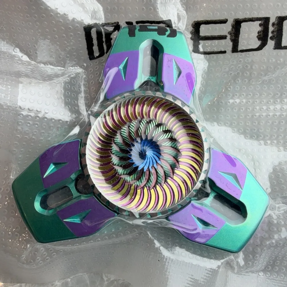 TWEDC Xinghan Fidget Spinner Three-Bladed Fidget Spinner Handling Feel Anxiety Relief Gadgets Original Designs Metal Fidget Toy