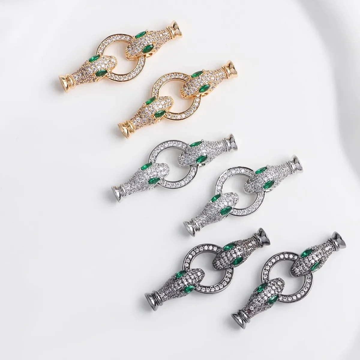 

18K Gold Plated Full Inlaid Double-headed Snake Head Buckle, Pearl Necklace Bracelet Connecting Buckle DIY Jewelry Accessories