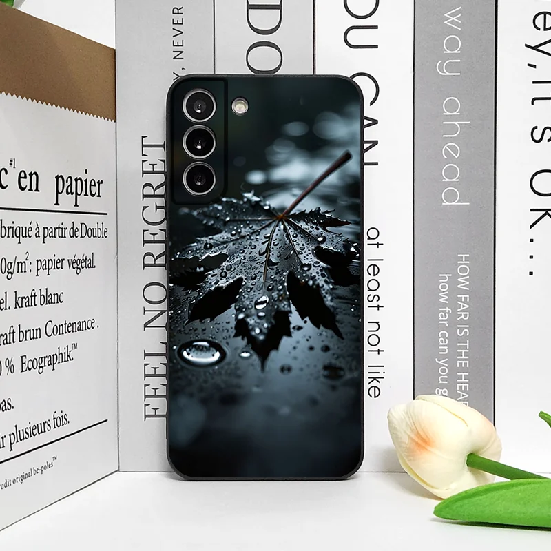 Стильный черный чехол с принто – обзор и цена Google Pixel 9