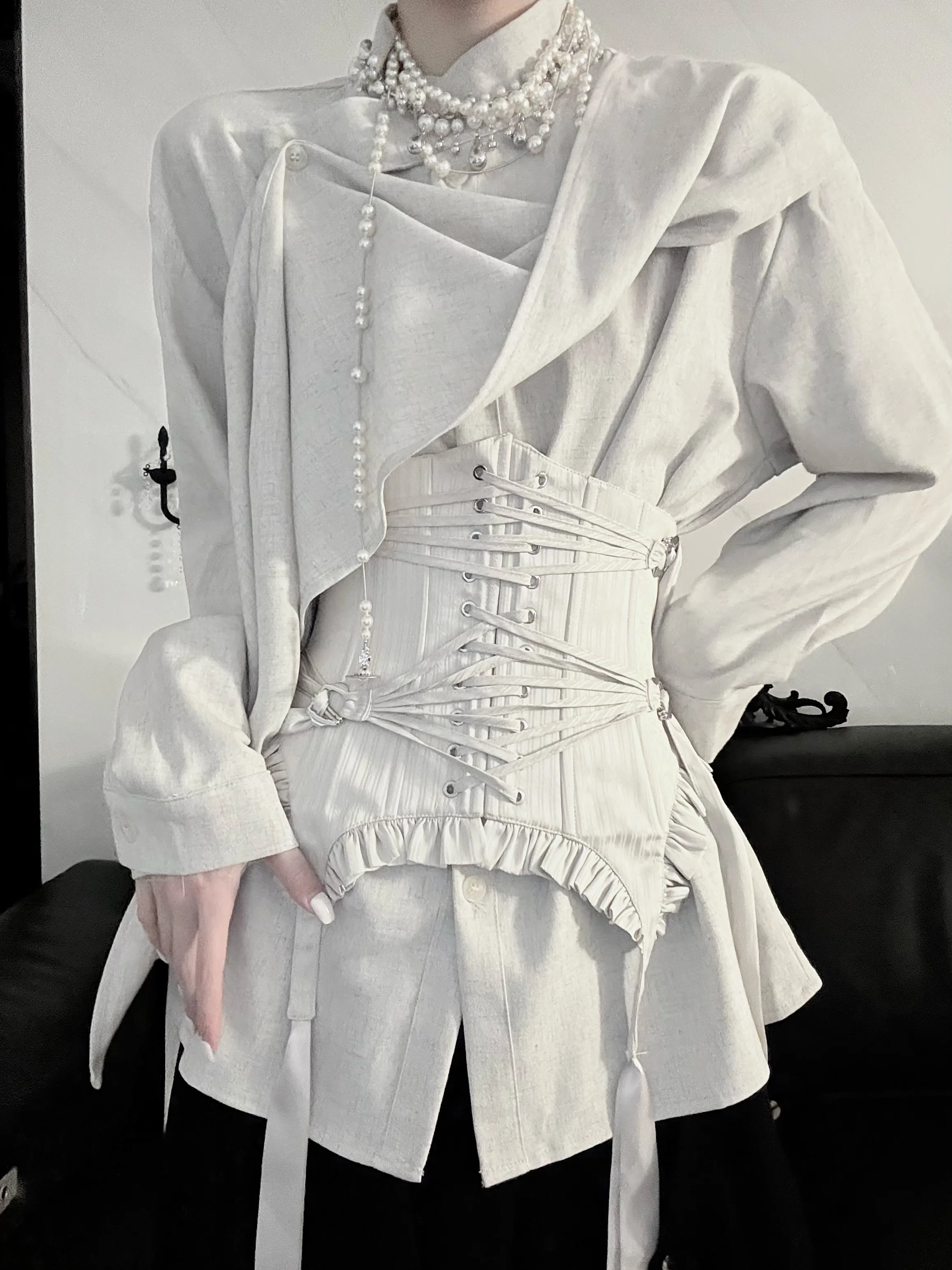 

Vintage Palace Court Design Ruffles Scarf Collar Blouse Novelty Design Personality Punk Long Sleeve Chinese Blouse Top Autumn