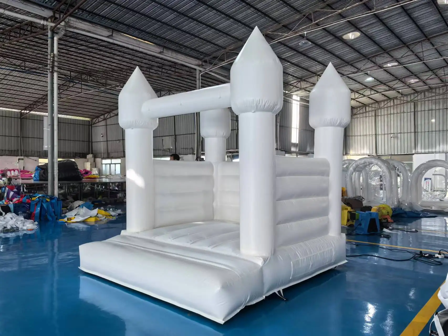 نفخ الأبيض ترتد البيت التجاري نفخ حفلة القفز القلعة في الهواء الطلق نفخ الزفاف الحارس للحدث