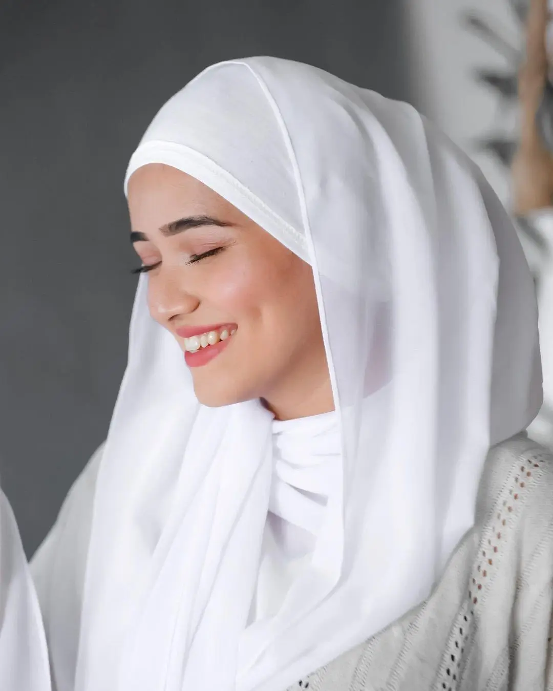 بلون اللؤلؤ وشاح شيفون المرأة شال طويل التفاف ماليزيا رائجة البيع أنيقة الصلبة لهجة شير تنفس خفيفة الوزن #6