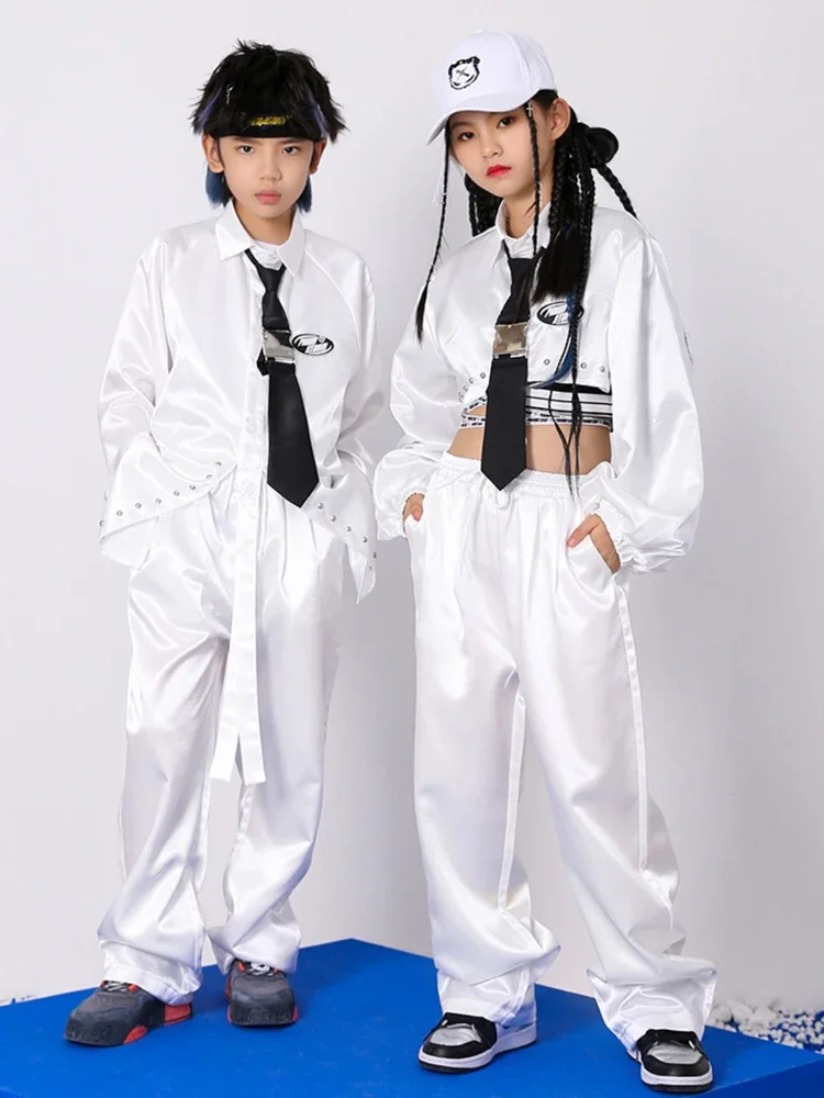 Costume de danse de rue moderne pour enfants, chemise et pantalon en satin blanc à manches longues, vêtements Kpop Hip Hop, vêtements de jazz pour garçons et filles