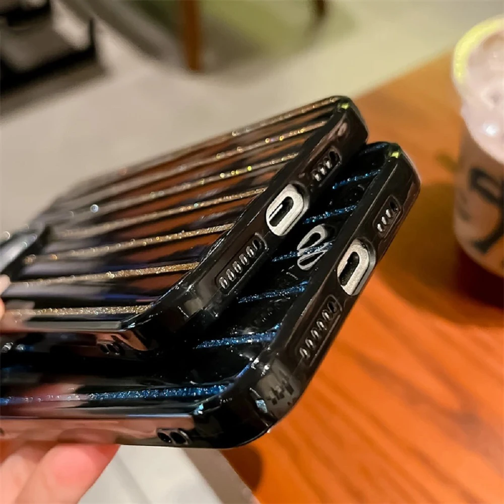 ファッションストライプ保護シェルキラキラ光るスマホケースシリコンケース耐衝撃iPhone 16 12 13 14 Plus 15 Pro Max対応