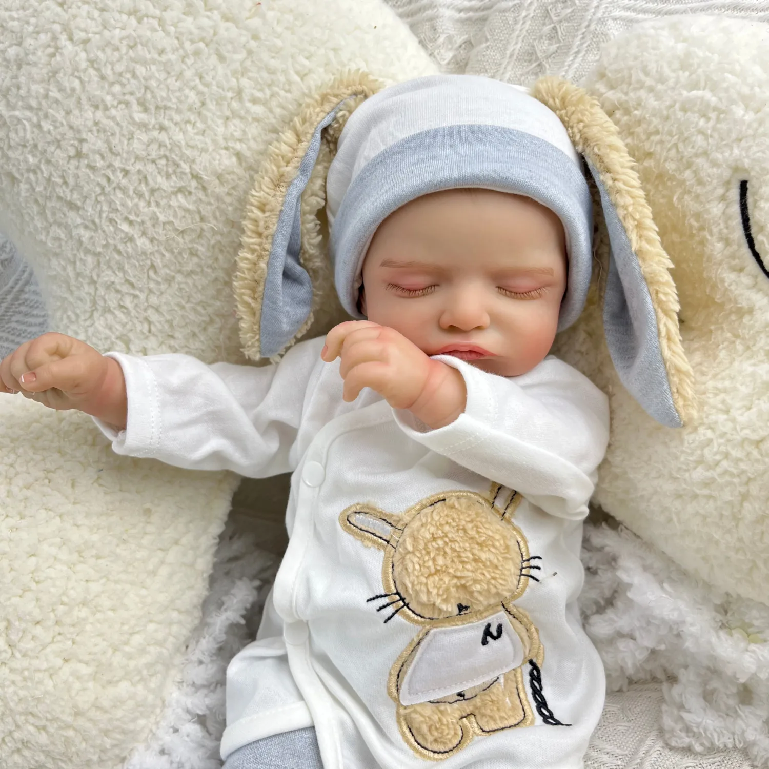 

Кукла BZDOLL 48 см (19 дюймов) в стиле реалистичного младенца, с тканевым телом, 3D-эффектом кожи, модный подарок на день рождения