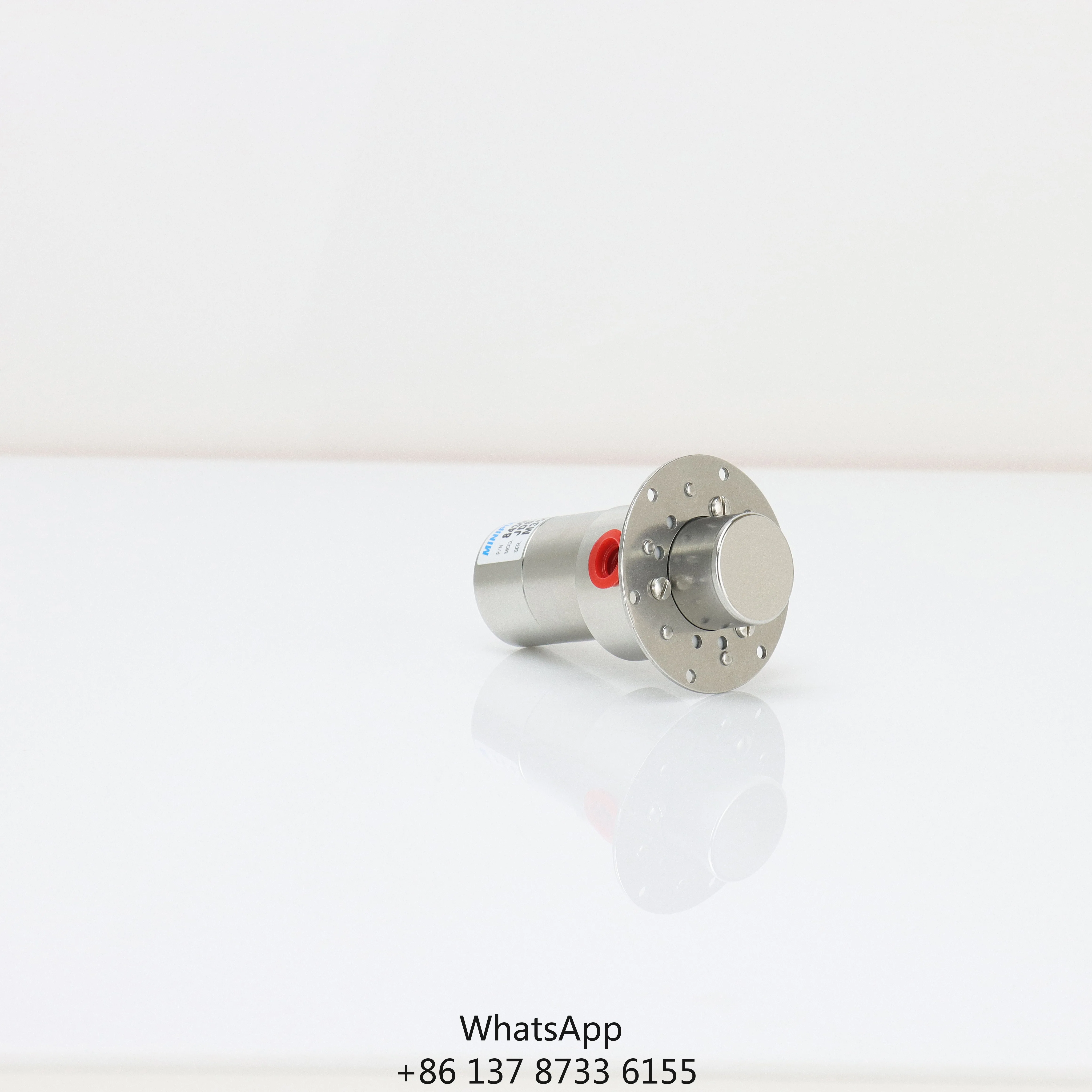 High Precision Brushless DC Motor Compatible Micro Gear Pump 1.75mL/rev Hydraulic Gear Pump