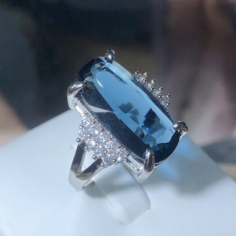 925 Stamp Exaggerated Atmosphere Dark Blue Zirconia Ring Female New Party Birthday Jewelry Gift Wholesale