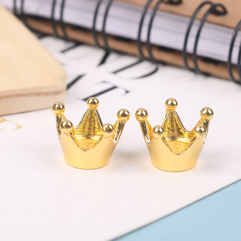 Miniatura Princesa Headwear para Dollhouse, Mini Metal Crown, Bonecas Acessórios, Fingir Brinquedos para Crianças, 5PCs