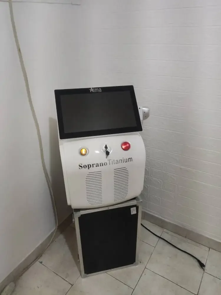 

Портативный диодный лазер Soprano 4000 Вт 808 нм Ice Titanium для удаления волос на теле, профессиональный косметологический аппарат