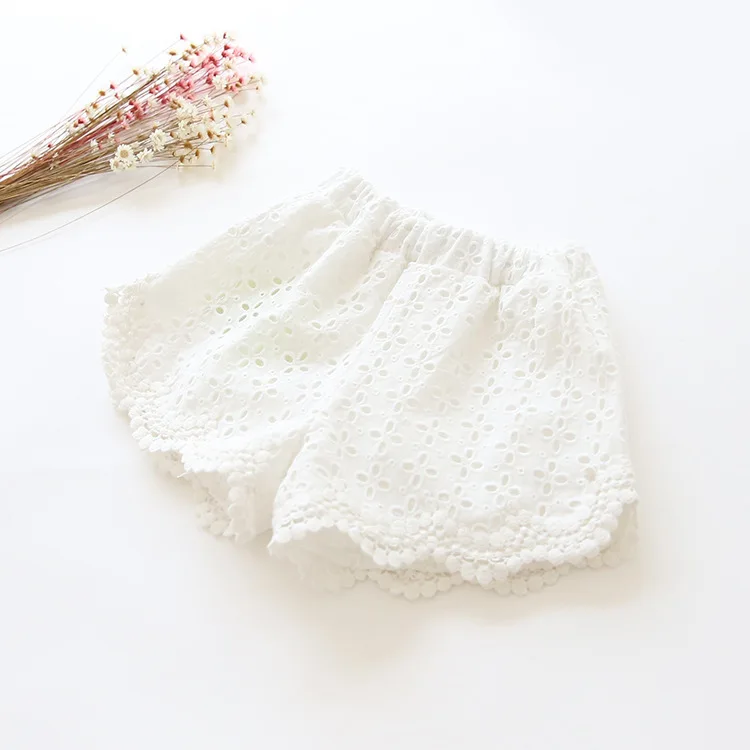 2026 New Summer Korean Style Girls Hollow Lace Shorts Fashion Hot Pants Beach Shorts For Big Kids