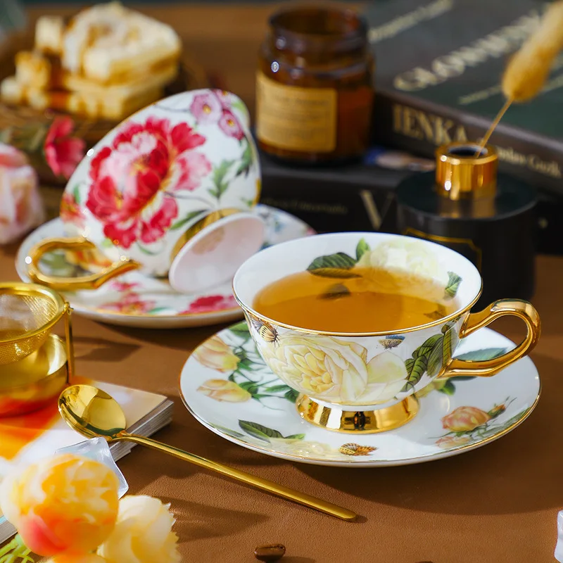 

Набор чашек из костяного фарфора в деревенском европейском стиле для послеобеденного чая, посуда для дома и кухни, на день рождения