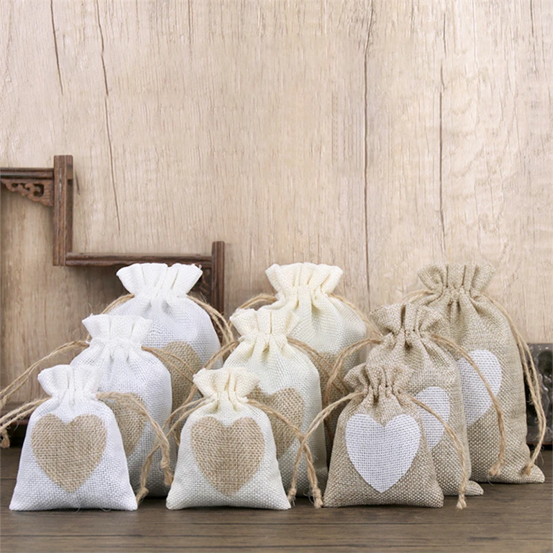 10Pcs Natural Linen Burlap Bags Heart Jute Drawstring Candy Gifts Packaging Bags For Wedding Birthday Party Decor Jewelry Pouch