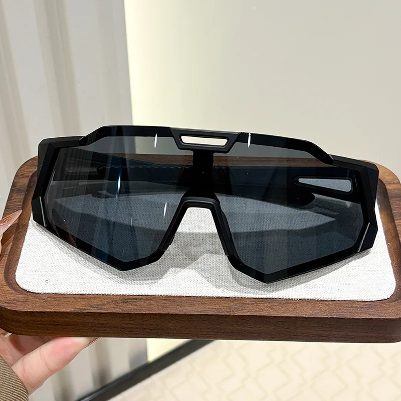 8pcs Sports Large Frame, Unisex Baseball Anti, Lightweight Large Frame Goggles, Summer essential, Personalized large frame cycling glasses, outdoor sports goggles for men and women, fashionable sunglasses