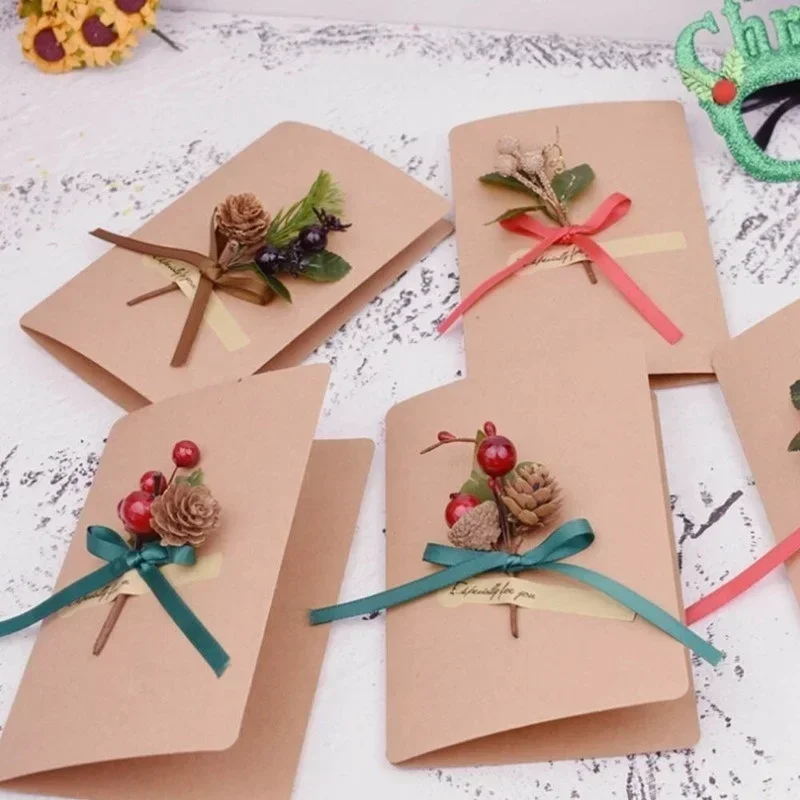 

5pcs/set Christmas Red Berry Pine Cone Branches Artificial Flowers for Holiday Decoration Greeting Card Dining Table Accessories