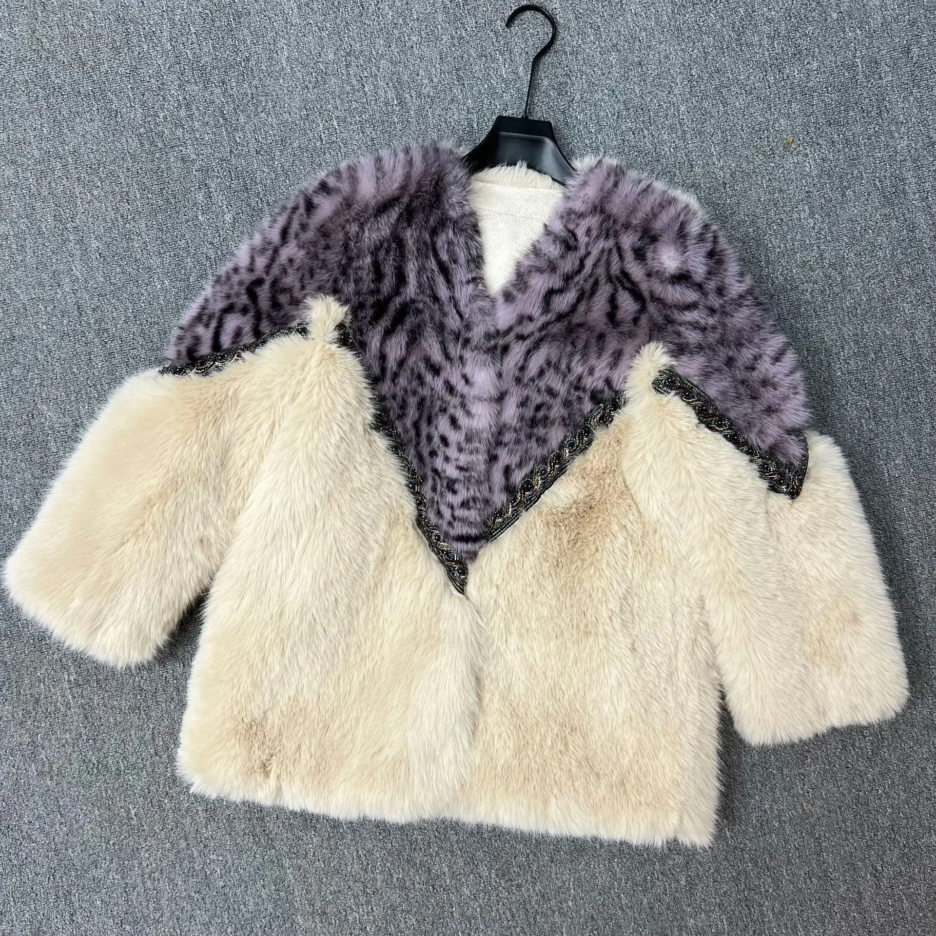 Faux Fur One-Piece Coat for Women 25 Winter New Fashion Leopard Print Thickened Warm Elegant Age-Reducing Faux Fur Coat