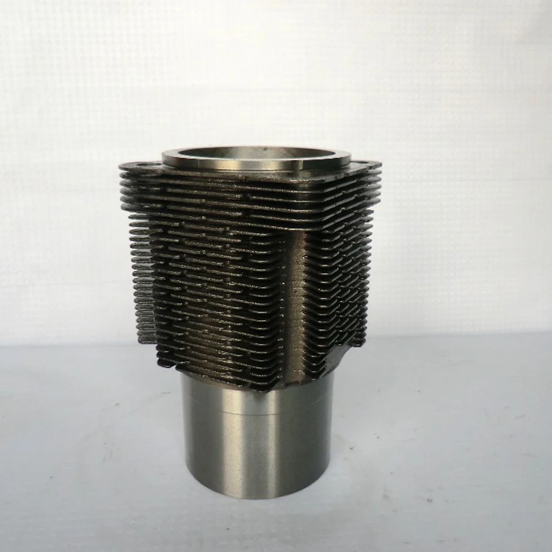 Cylinder liner FL913 diesel engine parts 04231513  04231508