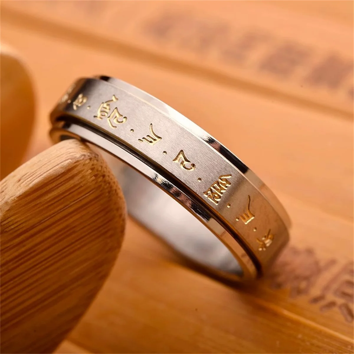 Classic and Versatile Men's Buddha Statue Rotating Spell Letter Ring Transfer Lucky Charm Ring Titanium Steel  Jewelry Gift Ring