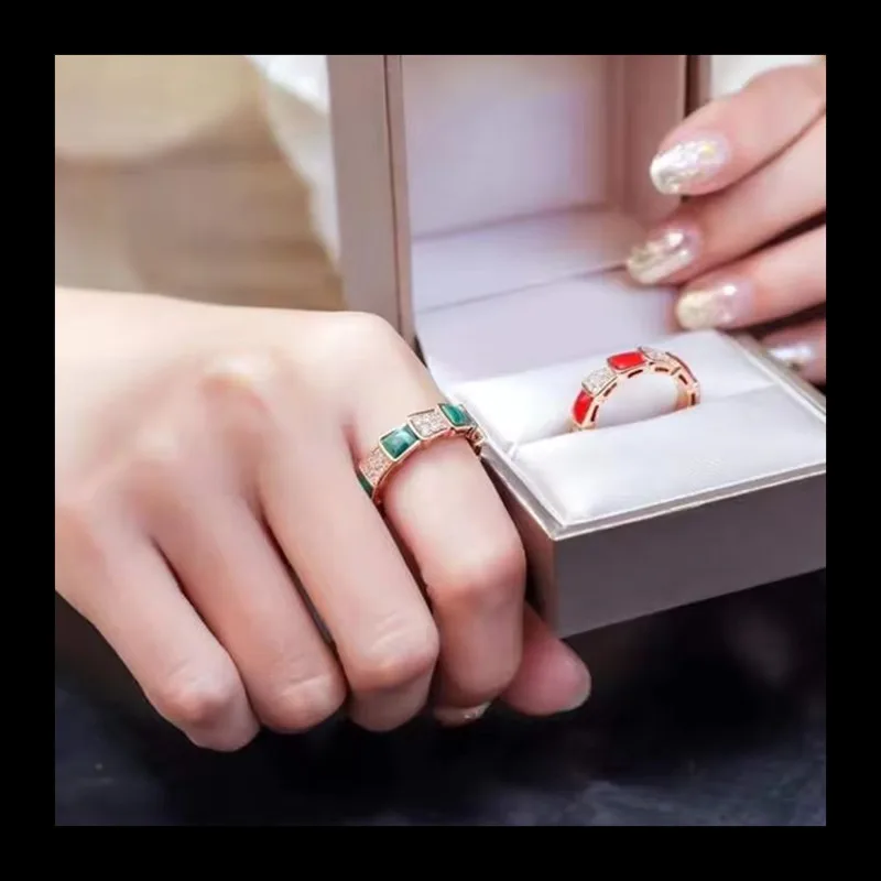 قلادة على شكل قلادة من الألماس بالكامل على شكل زهرة خمس بتلات، سلسلة الترقوة على شكل زهرة عباد الشمس الكبيرة للنساء