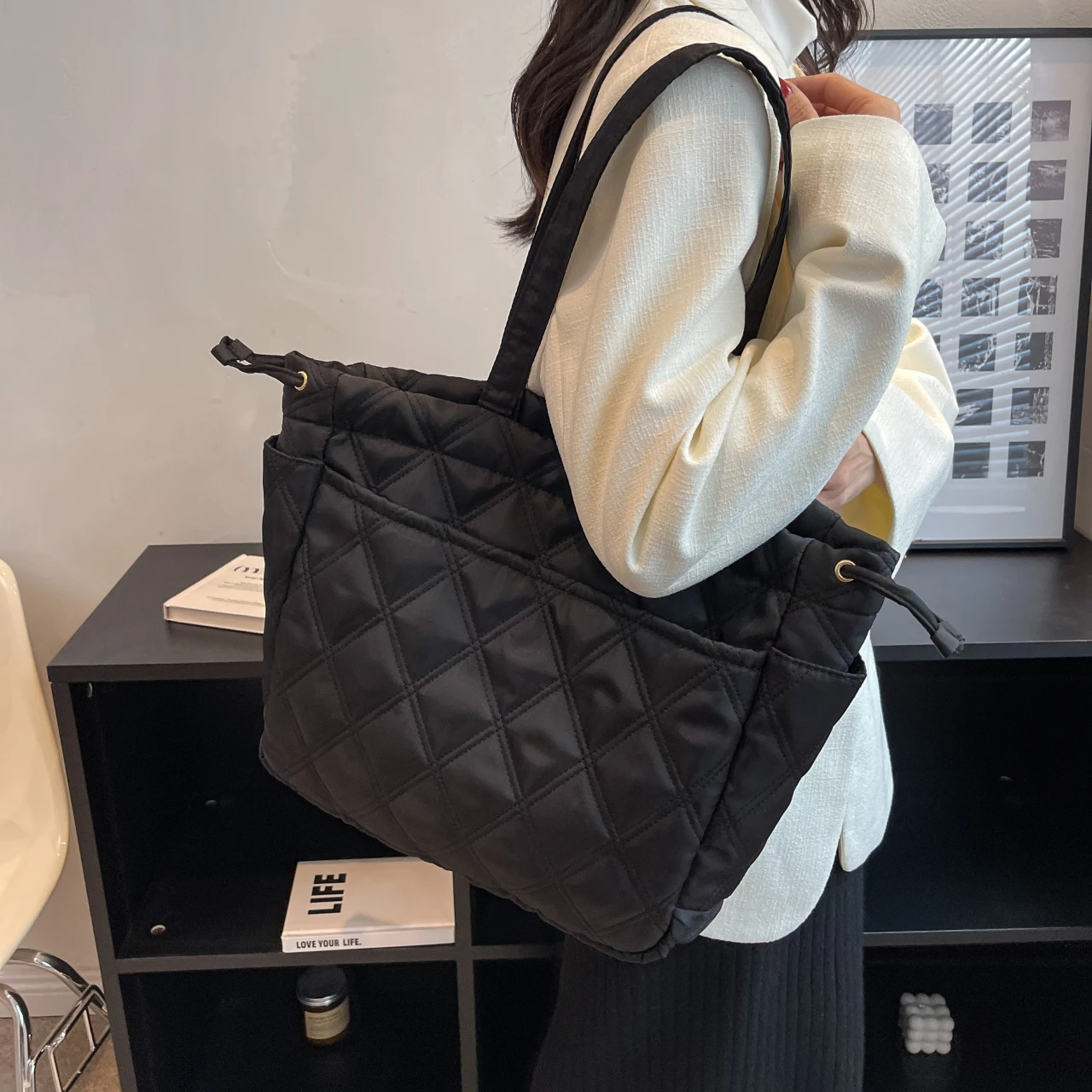 Borse a tracolla da donna di grande capacità 2023 borse da donna invernali Tote Bags borsa da viaggio impermeabile Space Pad borsa da viaggio sportiva