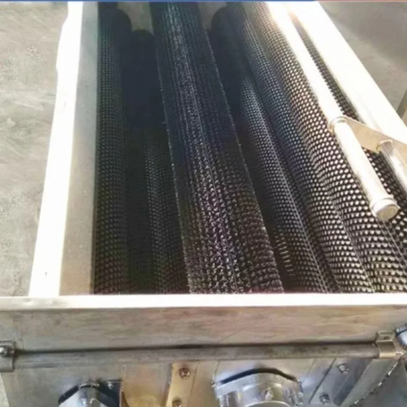 Automatic Potato Washer Polisher Seafood Cleaning Machine Roller Brush Washing Peeling Machine
