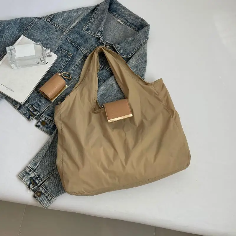 Reusable Mini Keychain Tote Bag Large Capacity Eco-Friendly Foldable Bag