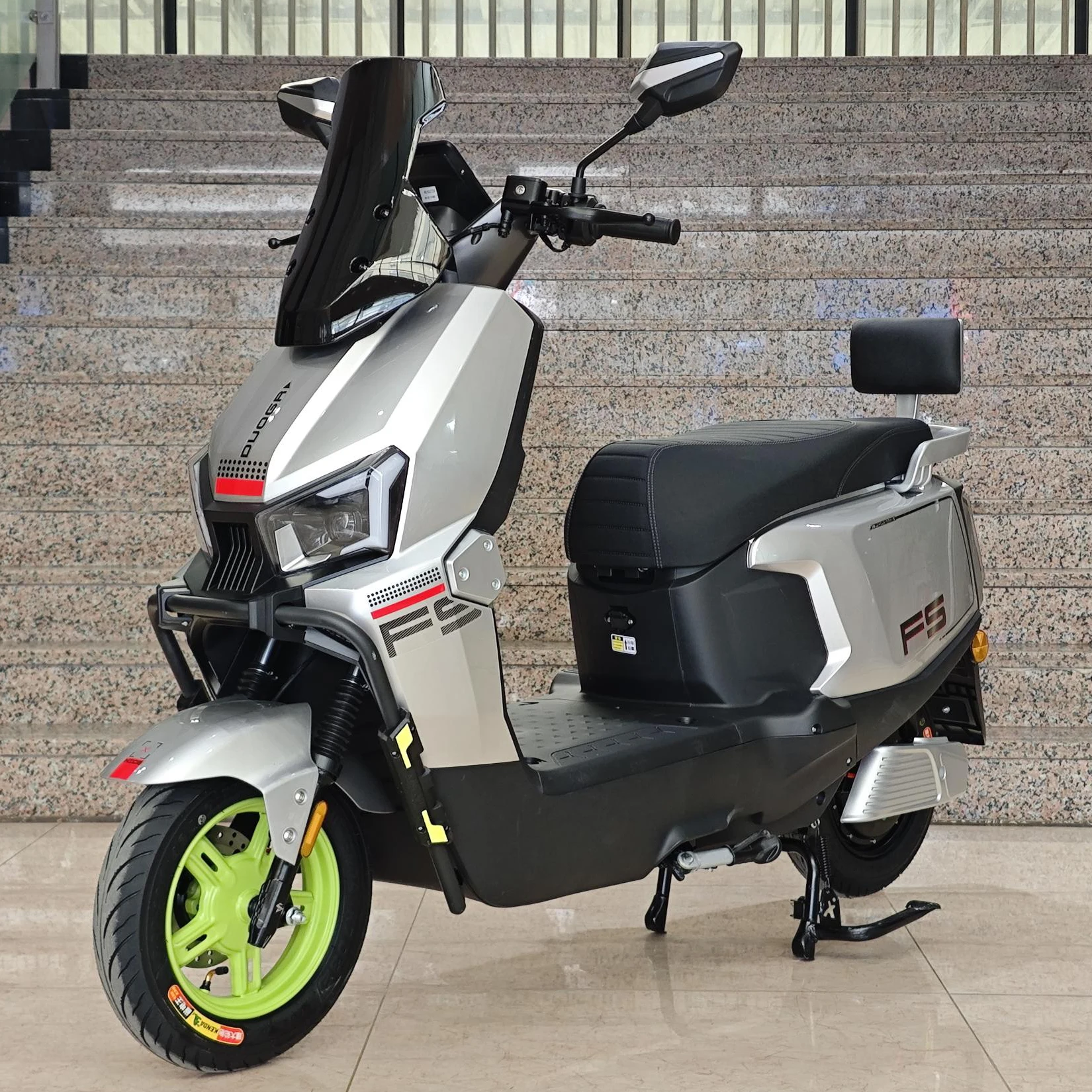 South Africa India Factory Wholesale 72v 1200w  Electric Motorcycle 2 Wheel Scooter Electric Motorcycle - Image 3