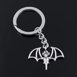 Nieuwe Mode Mannen 30Mm Auto Sleutelhanger Diy Metalen Houder Ketting Vintage Bloedzuigende Vleermuis 22X32Mm Zilveren Kleur Hanger Cadeau