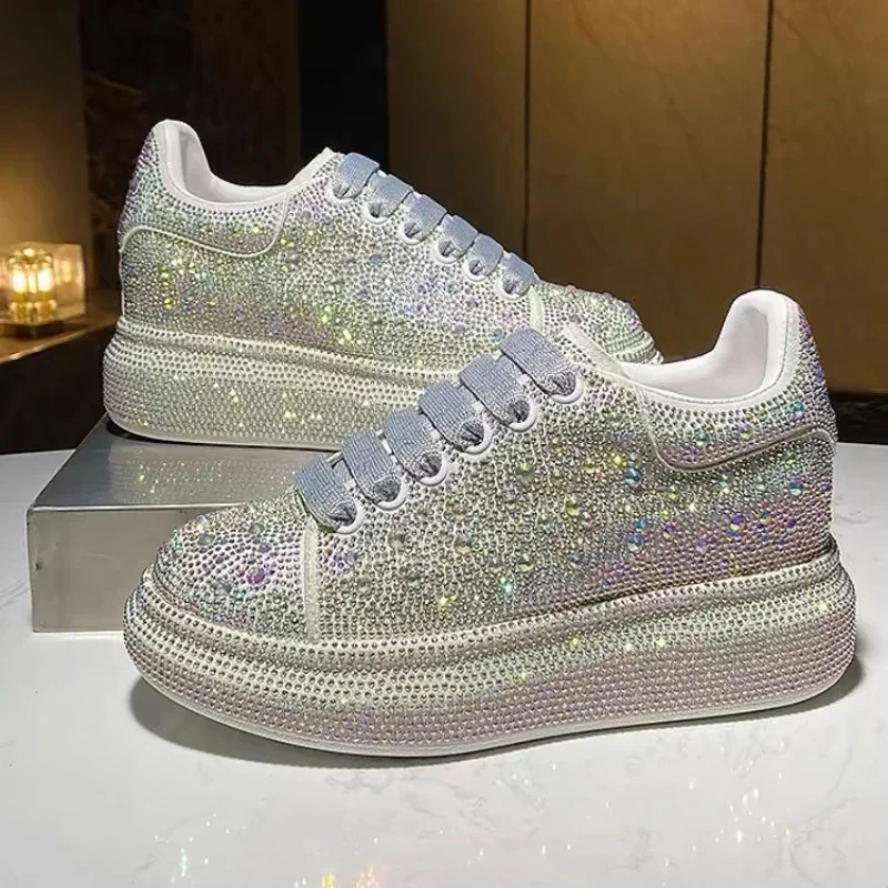 Luxury Rhinestone Platform Sneakers Shoes Women Designer Comfy Thick Bottom Casual Shoes New Fashion Flat Glitter Women's Shoes