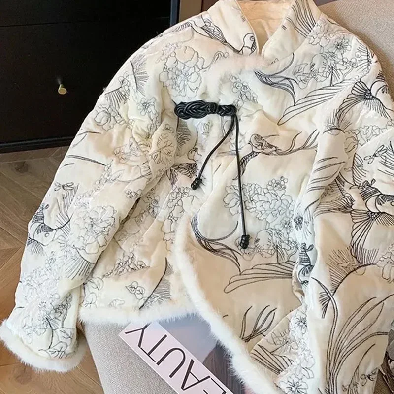

Women's Vintage down Cotton Jacket Heavy Industry Embroidery Plush Stitching Padded Coat Warm Autumn Outerwear National Style