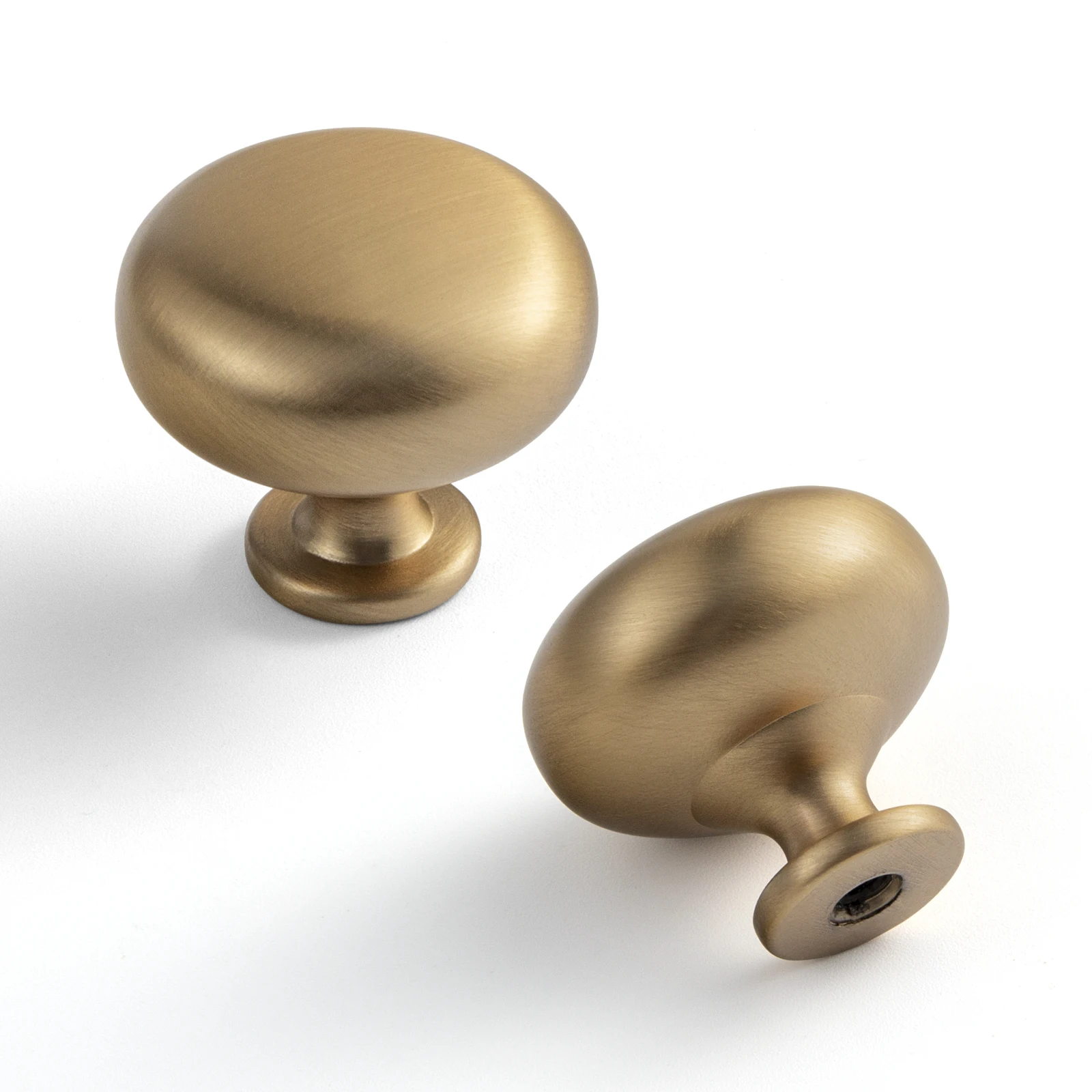 Set of 6 Elegant Antique Brass Cabinet Knobs - Classic Round Kitchen Hardware, Vintage Drawer Pulls Sleek Retro Dresser Handles