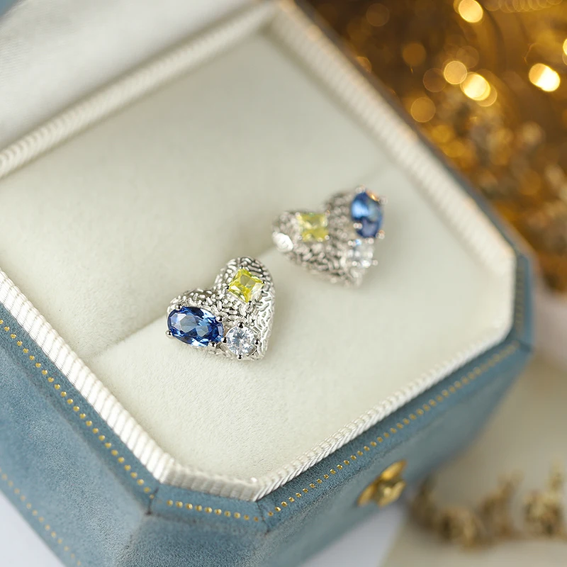 Creative and Authentic S925 Silver Hip-hop Cool Heart-shaped Colorful Diamond Earrings Women\'s Jewelry Niche Design