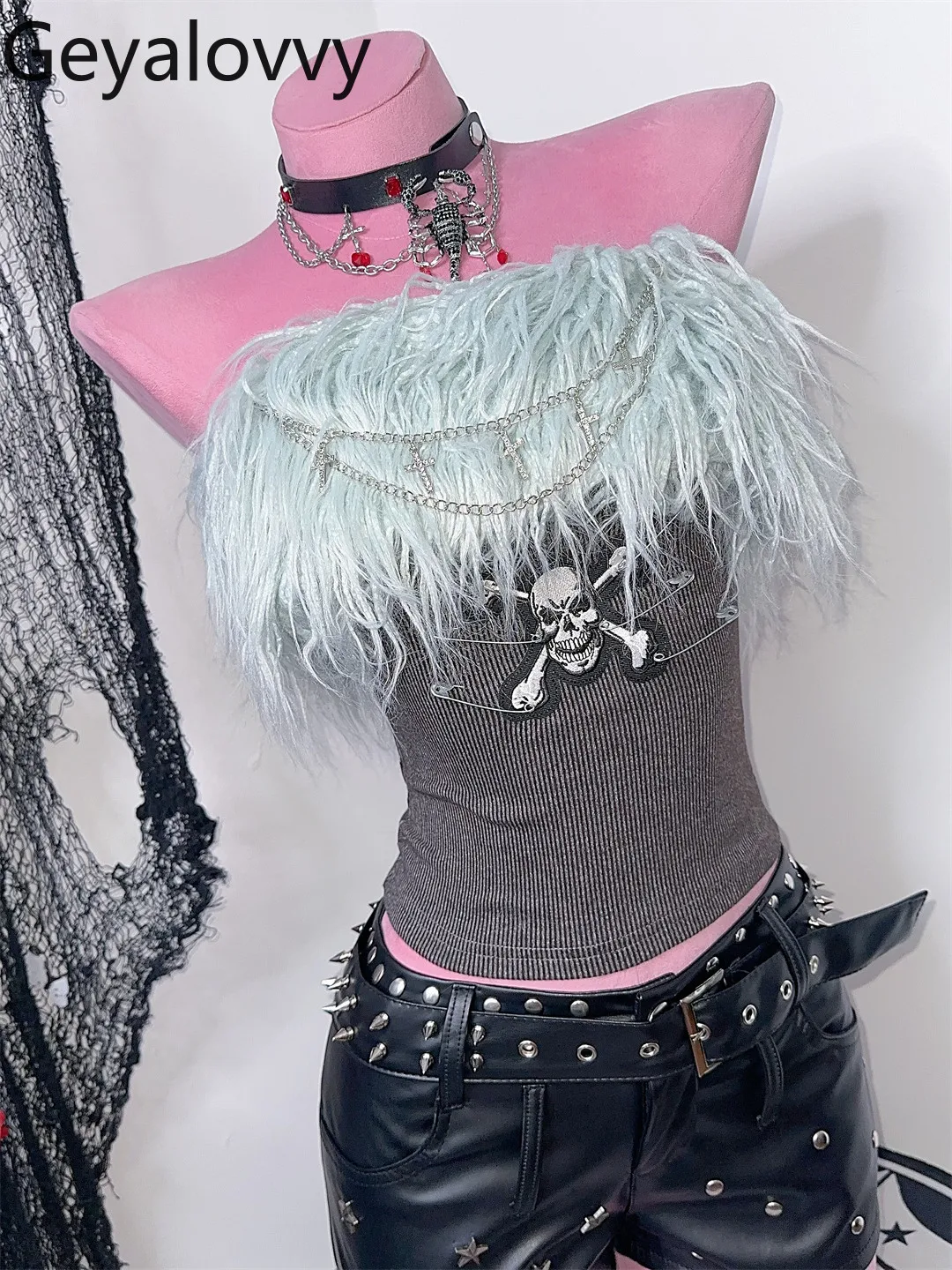 

Женский топ-майка в стиле High Street Punk Y2K с черепами и цепями, новинка 2026 года, летний сексуальный топ-камизоль для женщин