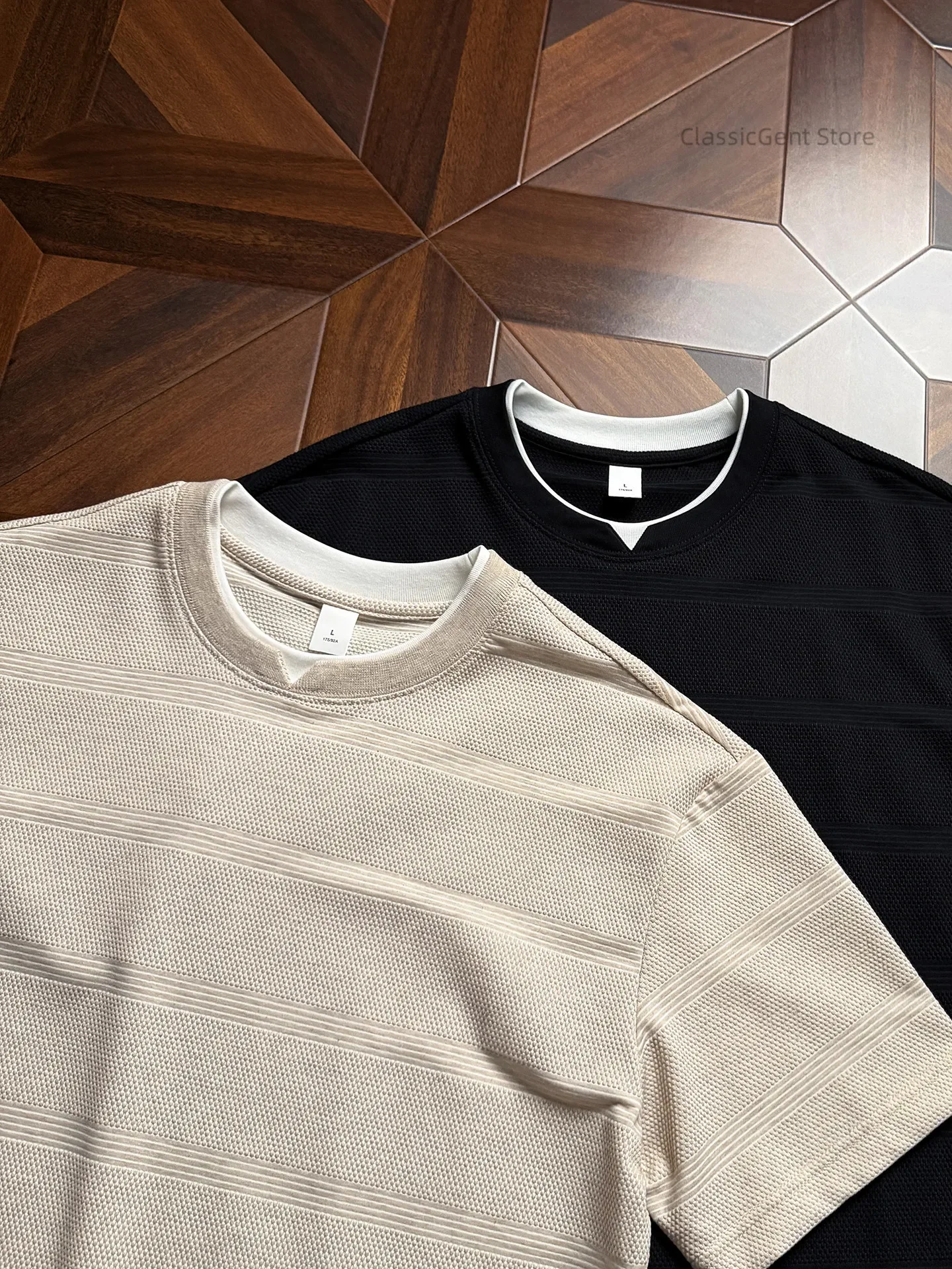 

Layer fake two pieces of modern jacquard 8.5OZ shoulder-down short-sleeved T-shirt, breathable and non-sticky
